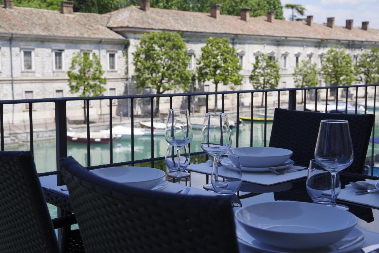 Time To Relax - La Terrazza Sul Lago Peschiera del Garda Exterior photo